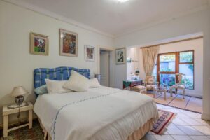 Villa oder B&B kaufen in Plettenberg Bay